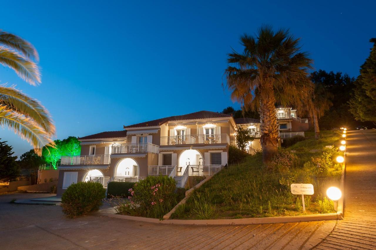 Iliovasilema Aparthotel Плати Екстериор снимка